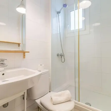 Bebarceloner Sant Andreu - Attic With Terrace *