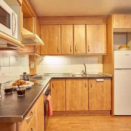 דירה Bebarceloner Sant Andreu - Attic With Terrace *