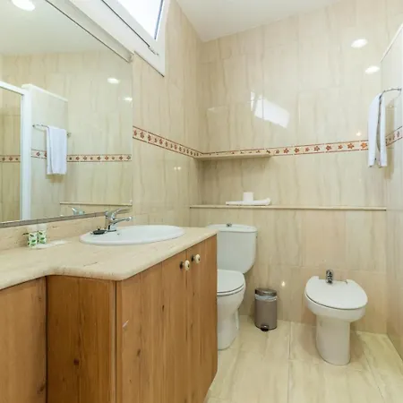 Bebarceloner Sant Andreu - Attic With Terrace * ברצלונה