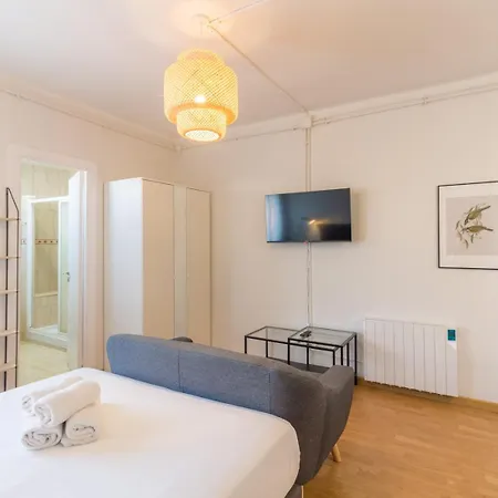Bebarceloner Sant Andreu - Attic With Terrace