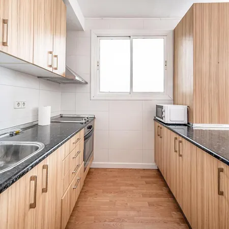 Bebarceloner Sant Andreu - Attic With Terrace * ברצלונה