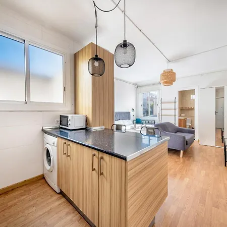 דירה Bebarceloner Sant Andreu - Attic With Terrace *
